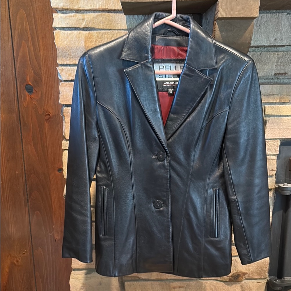 Pelle Studio Women's Classic Black Leather Jacket 🧥!